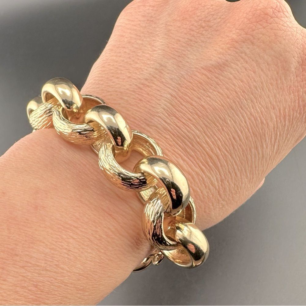 Banana Republic Gold Tone Chunky Metal Textured Link Bracelet 6 - 6.5" wrist